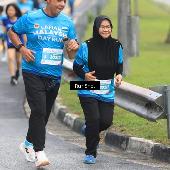 Runner Photo 7027196
