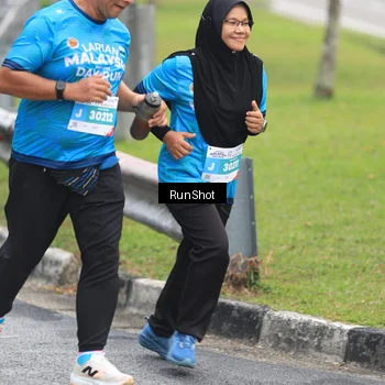 Runner Photo 7027198