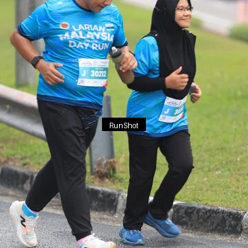 Runner Photo 7027215