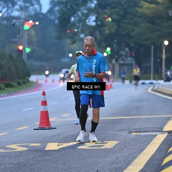 Runner Photo 7027275