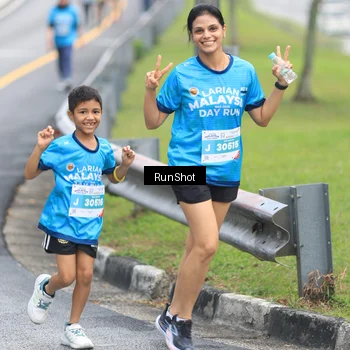 Runner Photo 7027300