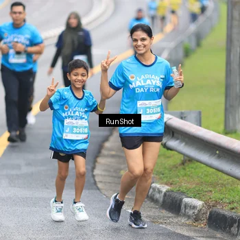 Runner Photo 7027301