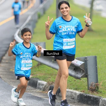 Runner Photo 7027304