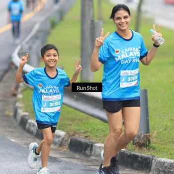 Runner Photo 7027309