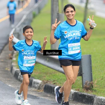 Runner Photo 7027311