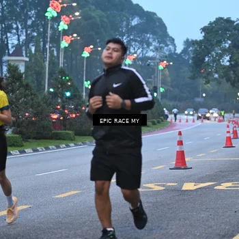 Runner Photo 7027325