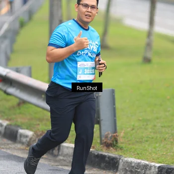 Runner Photo 7027338