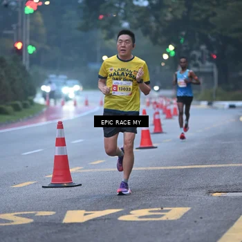 Runner Photo 7027368