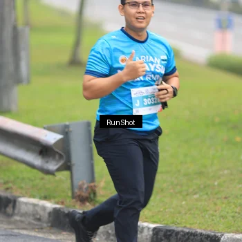 Runner Photo 7027370