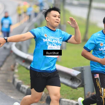 Runner Photo 7027379