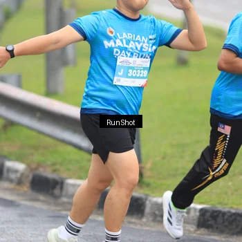 Runner Photo 7027383