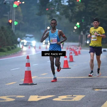 Runner Photo 7027384