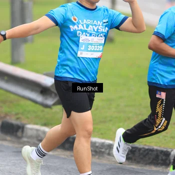 Runner Photo 7027385