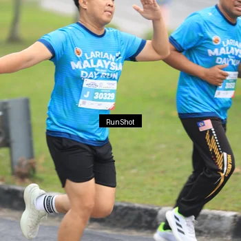 Runner Photo 7027388