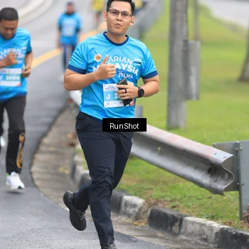 Runner Photo 7027397