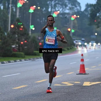 Runner Photo 7027400