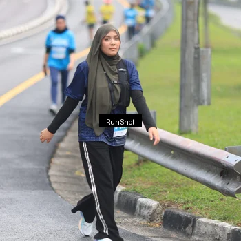 Runner Photo 7027402