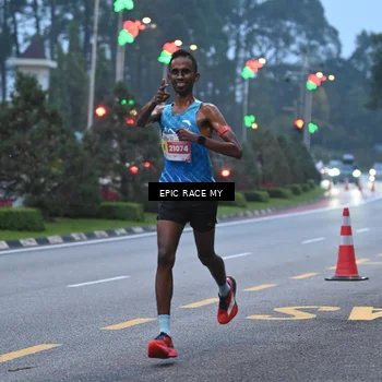 Runner Photo 7027404