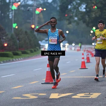 Runner Photo 7027406