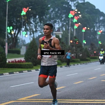 Runner Photo 7027457