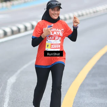 Runner Photo 7027477