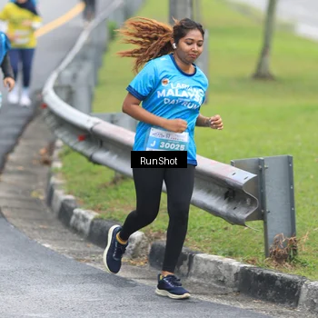 Runner Photo 7027492
