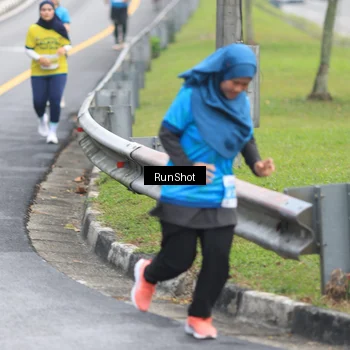 Runner Photo 7027499