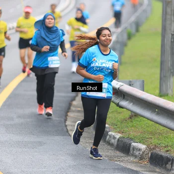 Runner Photo 7027501