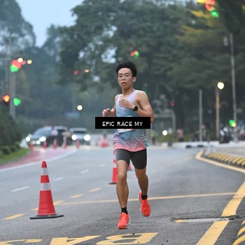 Runner Photo 7027519