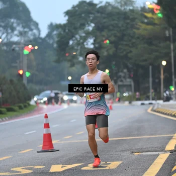 Runner Photo 7027528