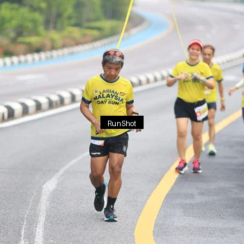 Runner Photo 7027535