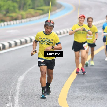 Runner Photo 7027536