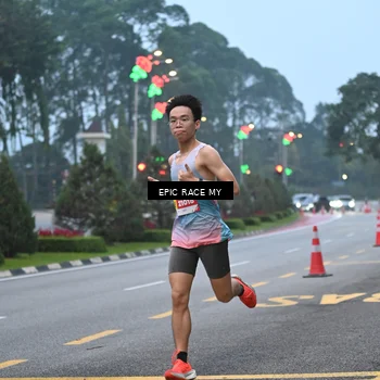 Runner Photo 7027537