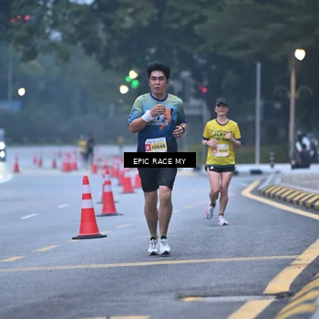 Runner Photo 7027541