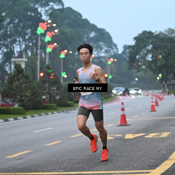 Runner Photo 7027542