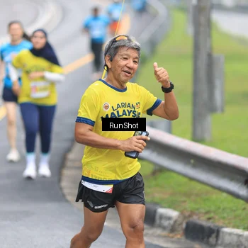 Runner Photo 7027553