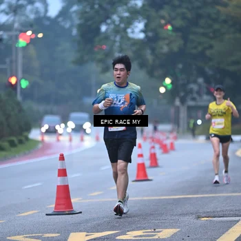 Runner Photo 7027558