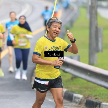 Runner Photo 7027564