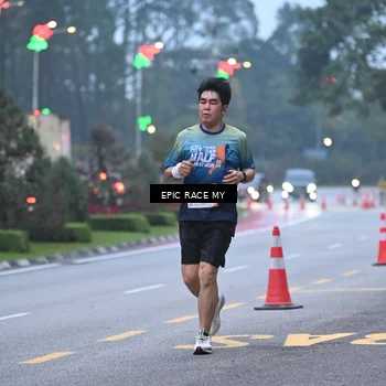 Runner Photo 7027570