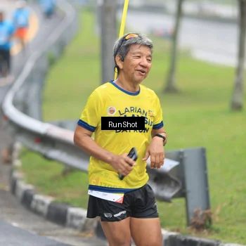 Runner Photo 7027578