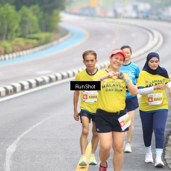 Runner Photo 7027586