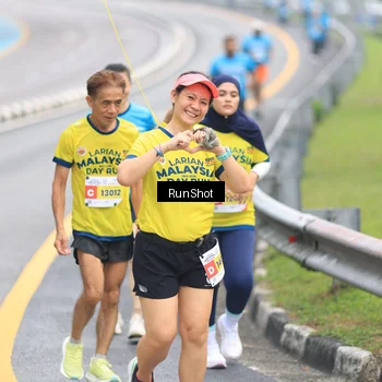 Runner Photo 7027594