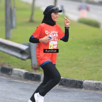 Runner Photo 7027600