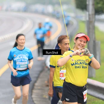 Runner Photo 7027610