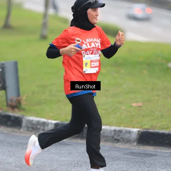 Runner Photo 7027624
