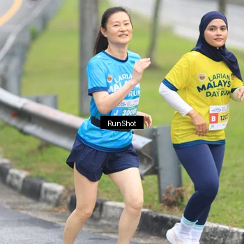 Runner Photo 7027638