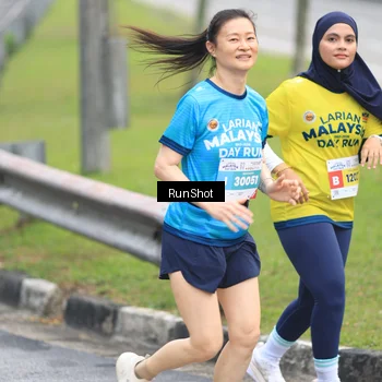 Runner Photo 7027643