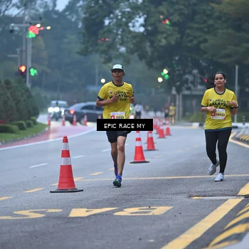 Runner Photo 7027645