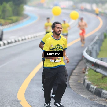 Runner Photo 7027647