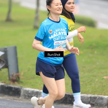 Runner Photo 7027663